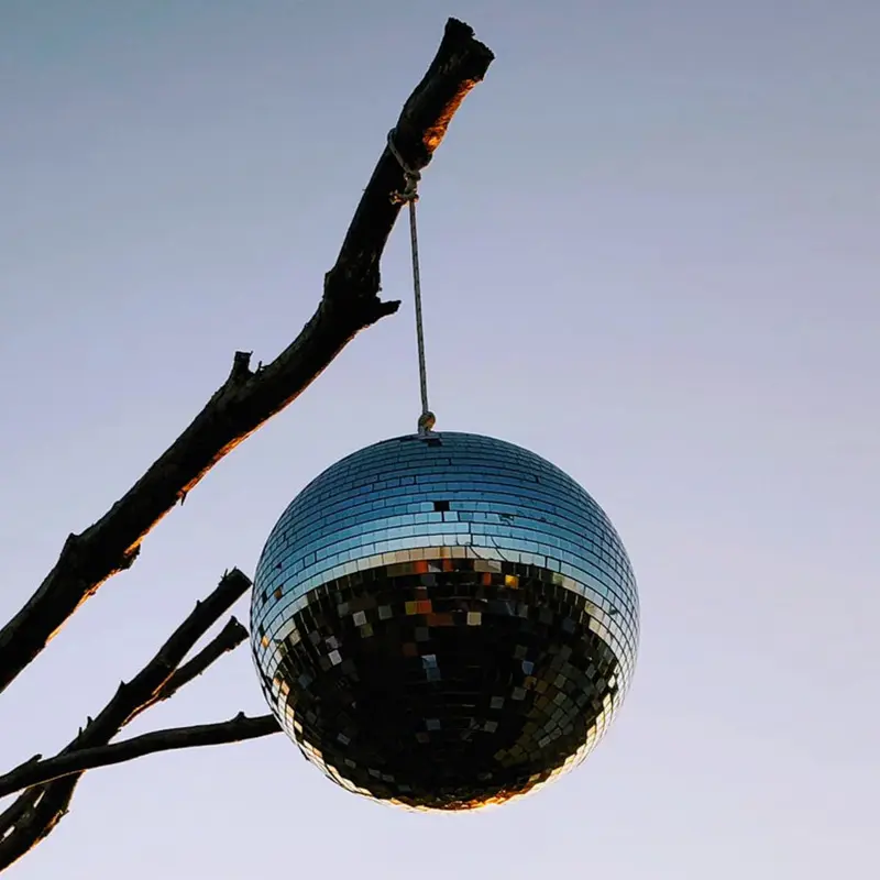 dj mirror ball 75cm pic